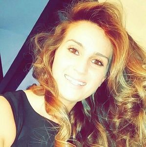 Meet your Posher, Elvisa