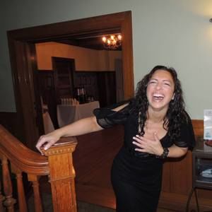 Meet your Posher, Joy