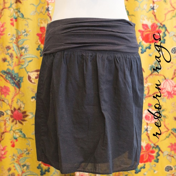 LOFT BRAND Navy Skirt!