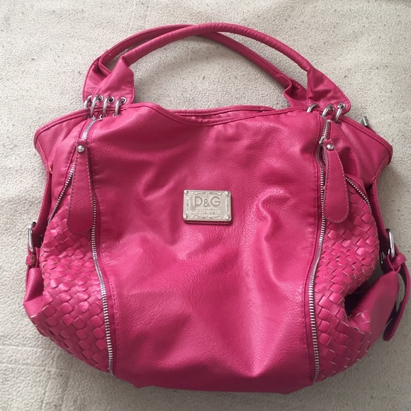 Gorgeous large D&G shoulder bag