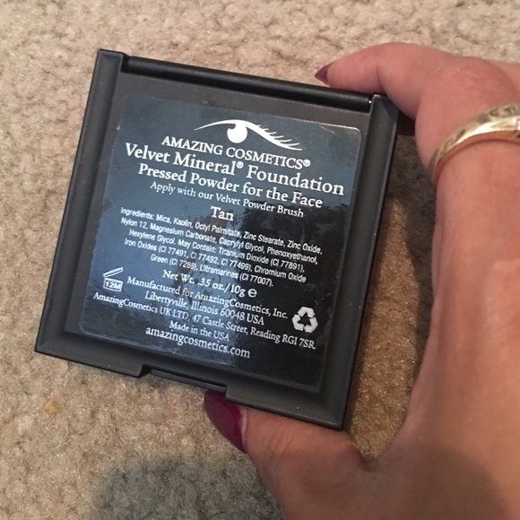 Amazing cosmetics Powder TAN - Picture 3 of 3