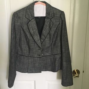 Grey blazer