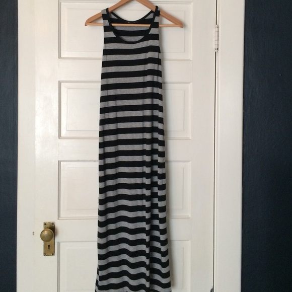 Adorable striped maxi dress