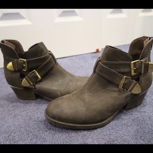 Bethany Mota Boots size 7