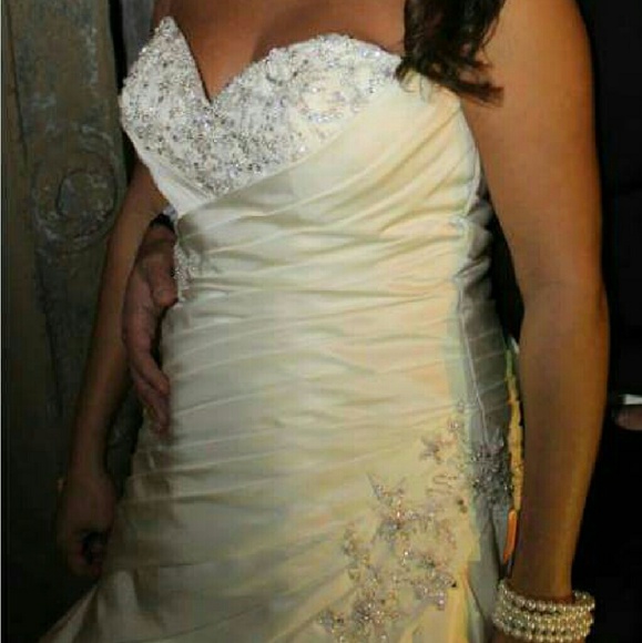 Mori Lee wedding dress