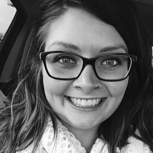 Meet your Posher, Courtney