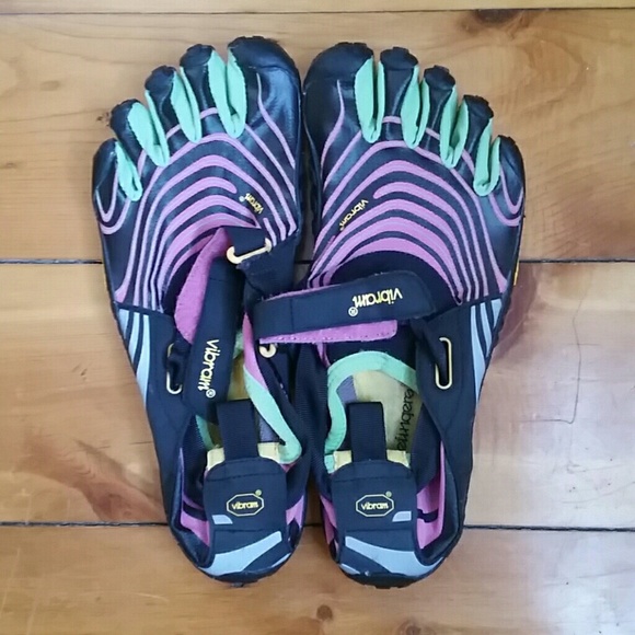 Vibram Running Shoes