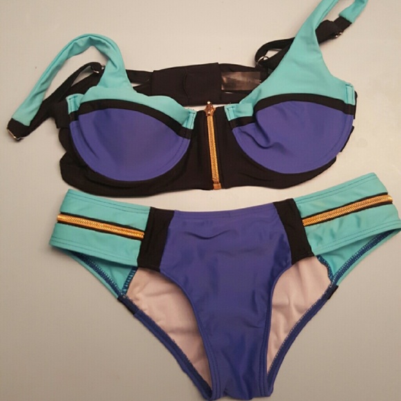 Zipper swimsuit