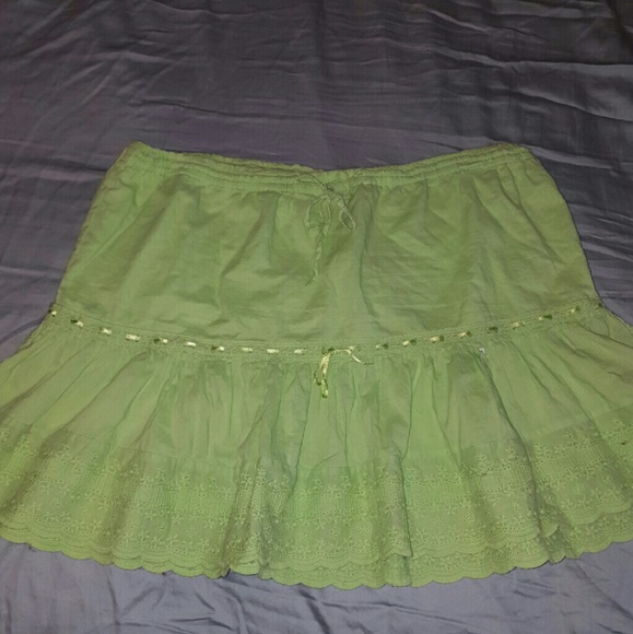 Skirt - Picture 2 of 2