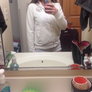 Steelers cute and comfy sweatshirt.