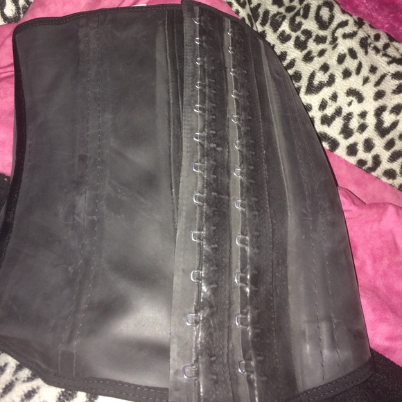 Latex waist trainer