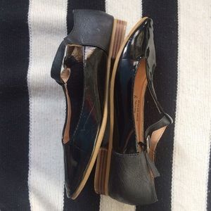 Kimchi blue patent leather t bar flats