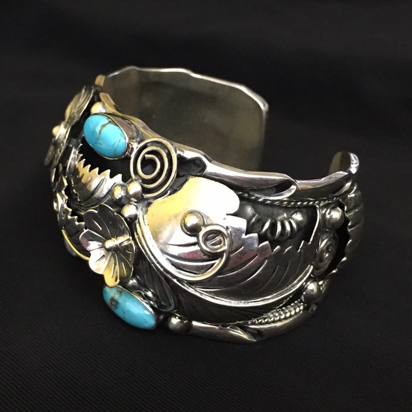 Artisan Crafted Sterling Silver Turquoise Cuff - Picture 3 of 7