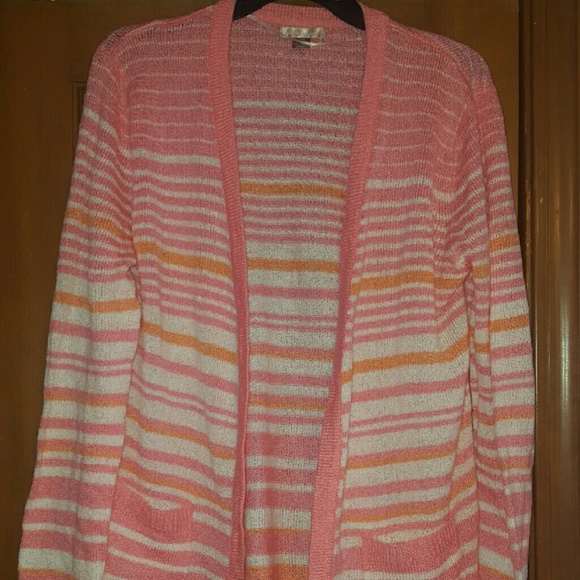Sweater - Picture 1 of 2