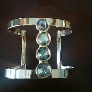 Statement cuff