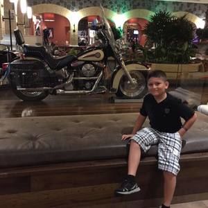 Meet your Posher, Alejandra