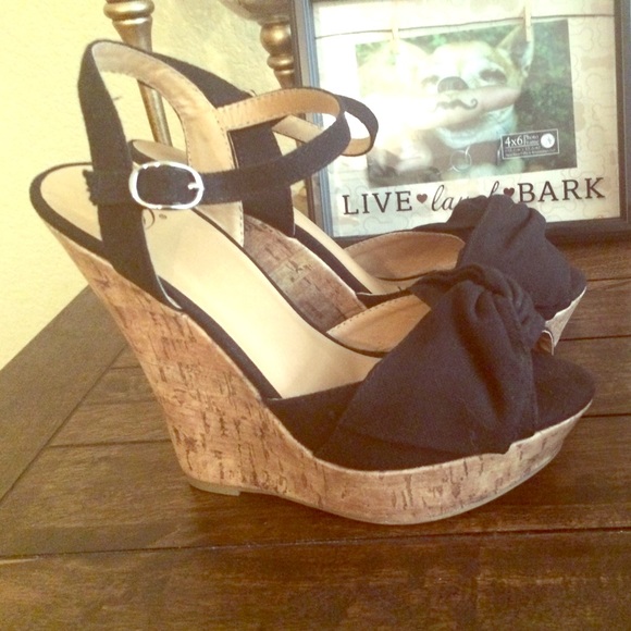 Diva black and cork peep toe bow wedges