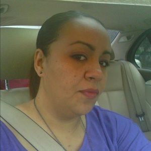 Meet your Posher, Elis