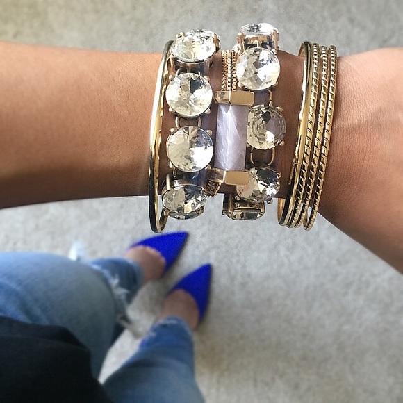 LAST DAY AVAILABLE🎈stone braceletnecklace/earring - Picture 4 of 4