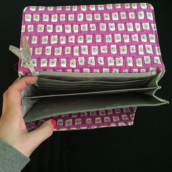 Vera Bradley wallet - Picture 3 of 4