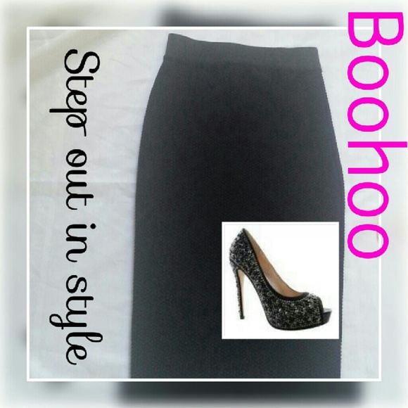 BOOHOO "Uptown Girl" NEW sexy little skirt