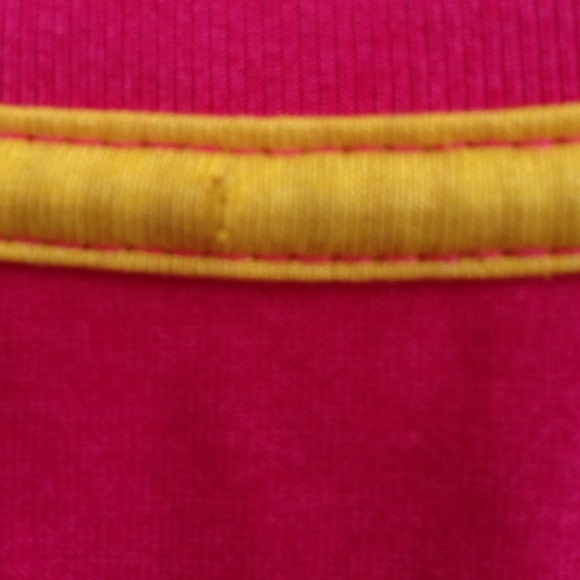 SOLD BUNDLED Nike Dri-fit Live Strong pink Tshirt - Picture 3 of 4