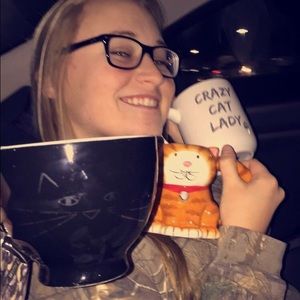 Meet your Posher, Carly