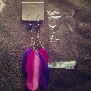 Beautiful Feather Earring