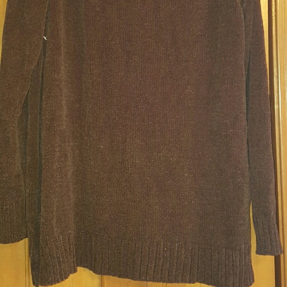 Brown sweater - Picture 2 of 2
