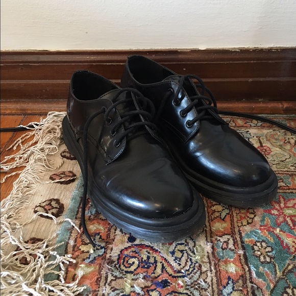 Deena & Oozzy Black Oxfords UO Women's 7