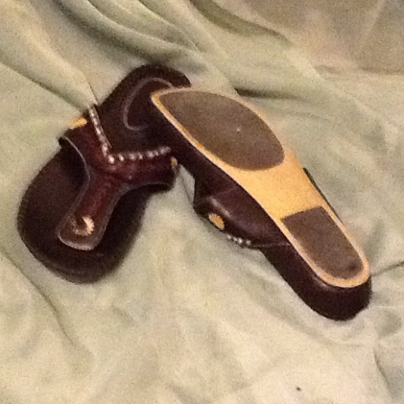 Sandals - Picture 2 of 3