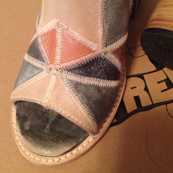 FreeBird Booties - Picture 2 of 3