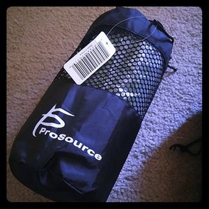 Microfiber yoga mat towel wit grip