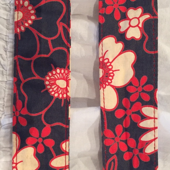 Laurie Weber Hawaiian print belt  Price is firm. - Picture 3 of 3