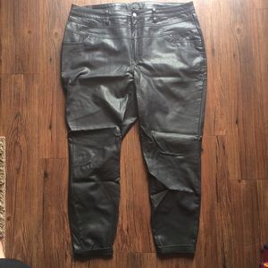 Faux leather pants high waisted
