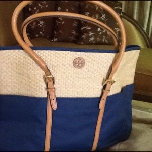 🚫🚫 SOLD 🚫🚫TORY BURCH TOTE