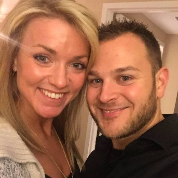 Meet your Posher, Cara