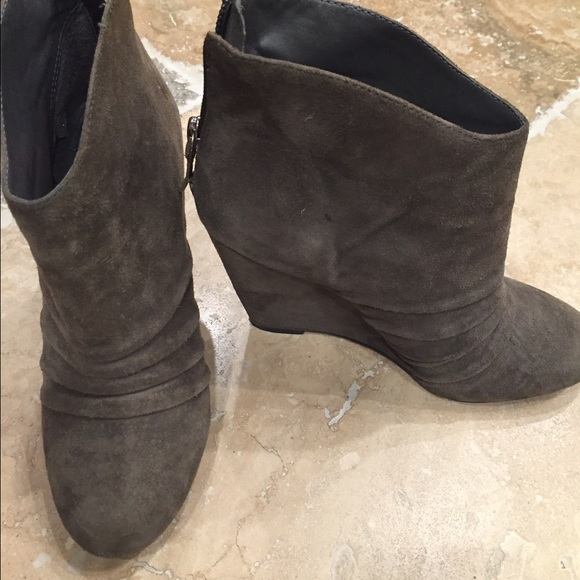 BCBGererations booties