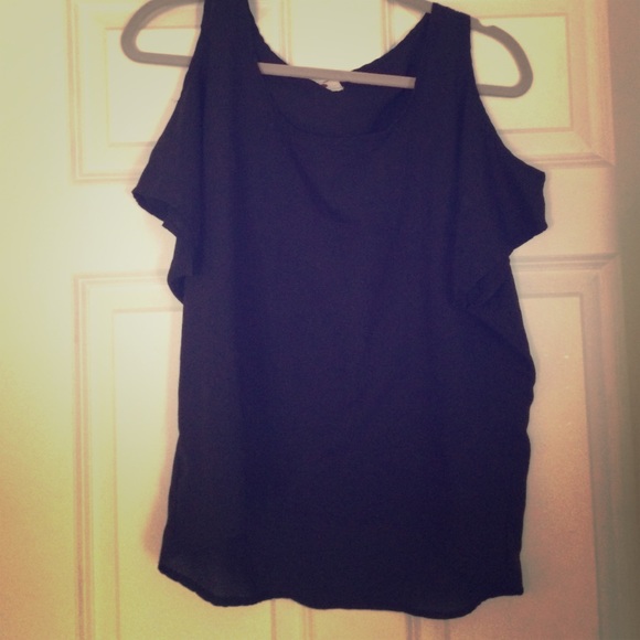 Black shirt