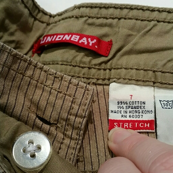 Capris - Picture 4 of 4