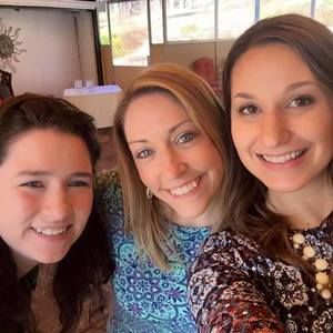 Meet your Posher, Larissa