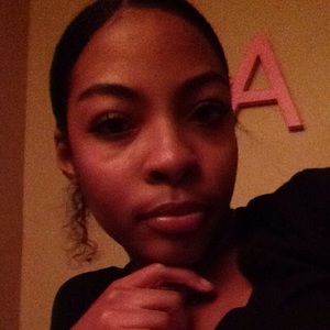 Meet your Posher, Ayinde