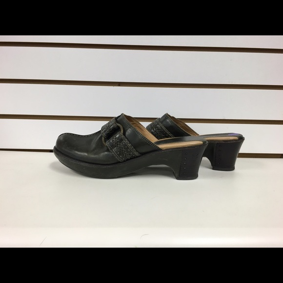 ✅Frye Mules Size 8 Brown/Tan or Dark Green - Picture 2 of 4