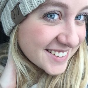 Meet your Posher, Lacy