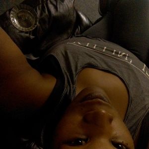 Meet your Posher, Danyelle