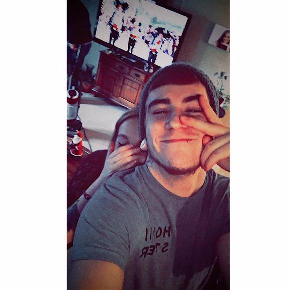 Meet your Posher, Robert - Picture 1 of 1