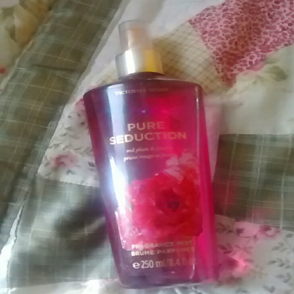 ❤Victoria's Secret Pure Seduction Fragrance Mist❤