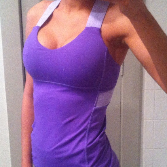 Lululemon Size 4 Top