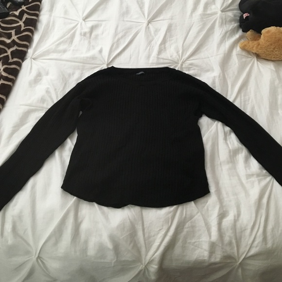 Brandy Melville sweater