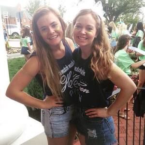 Meet your Posher, Leslie